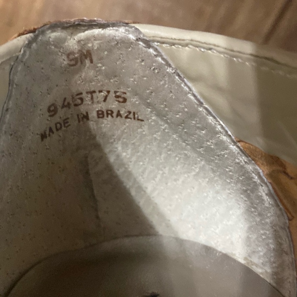 Larry Stuart gold metallic basket weave pattern slip on loafers size 9M - Picture 8 of 11